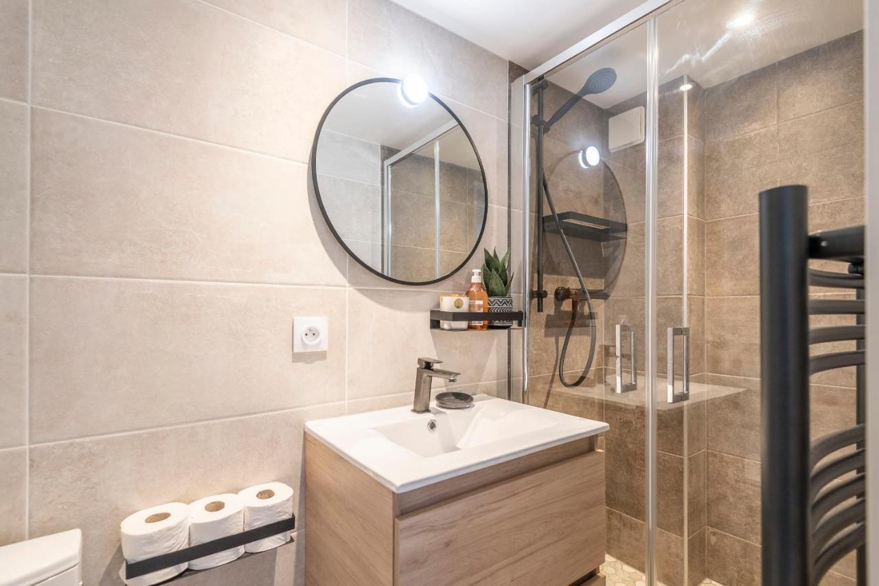 Nice T2 Apartment In The Heart Of The Old Town Of Annecy Near The Lake Buitenkant foto